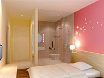 V8 Hotel - Xicun Guangzhou Bagian luar foto